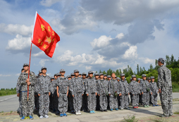 新疆軍事夏令營如何解決孩子自身問題