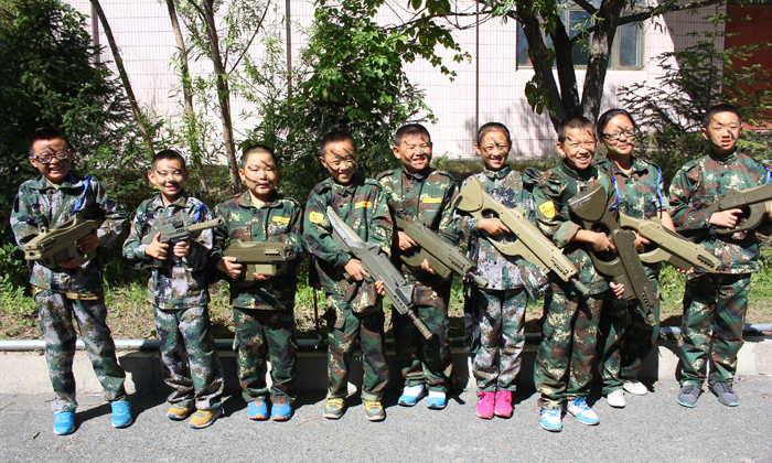 新疆正規(guī)軍事夏令營(yíng)有哪些