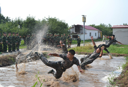 新疆軍事夏令營孩子都能學(xué)到什么？