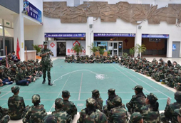 新疆軍事夏令營培養(yǎng)孩子優(yōu)秀的精神品質