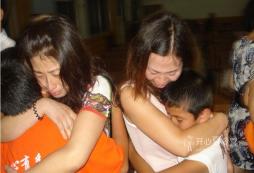 和青少年成長夏令營一起提升孩子心理素質(zhì)！