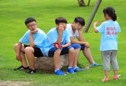 參加歡樂夏令營(yíng)可保證讓學(xué)生得到提高嗎