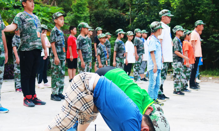 軍事基礎(chǔ)訓(xùn)練
