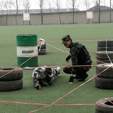 這個(gè)暑期小精英軍事營帶你體驗(yàn)軍事化生活