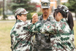 不少家長(zhǎng)為什么讓孩子暑期參加許昌軍事夏令營(yíng)
