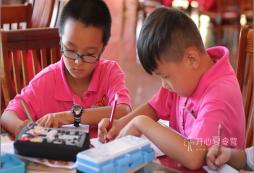 10天換你一個(gè)愛閱讀愛學(xué)習(xí)的陽光少年