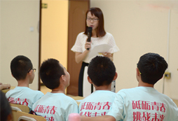 如何從小培養(yǎng)孩子的注意力訓(xùn)練呢？