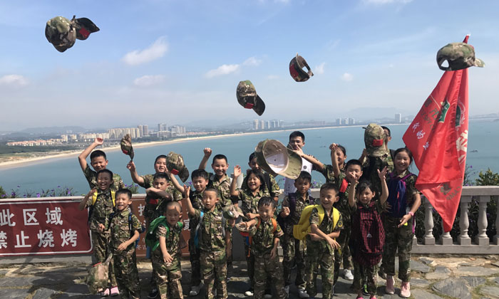 深圳小小特工夏令營合影