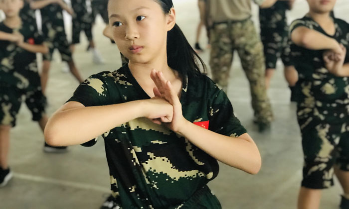 學(xué)習(xí)打拳