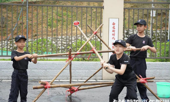 好玩極了