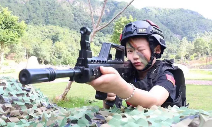 女狙擊手