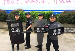 孩子參加麻辣小兵夏令營(yíng)的益處