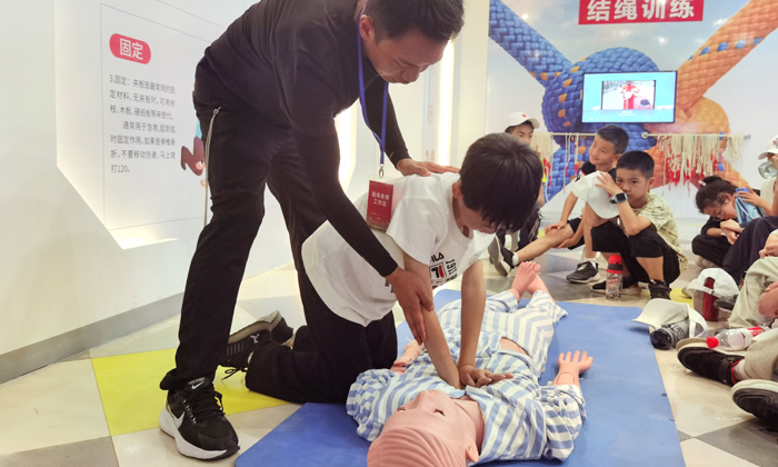 學員急救實踐