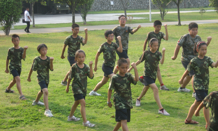 黃埔軍校夏令營(yíng)
