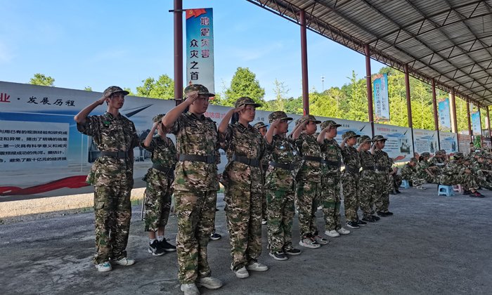 軍事訓練