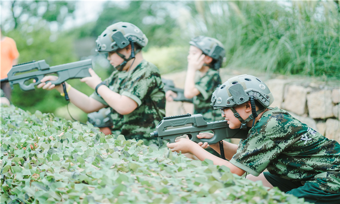 揚(yáng)州軍事夏令營(yíng)收費(fèi).jpg