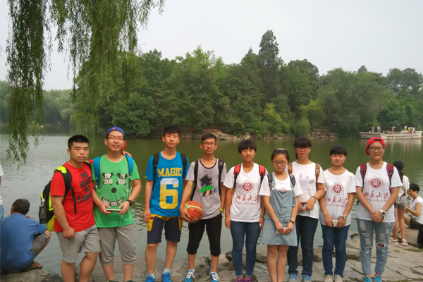 給大家來張大合影吧