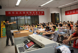 參加娛光前途夏令營有什么作用？