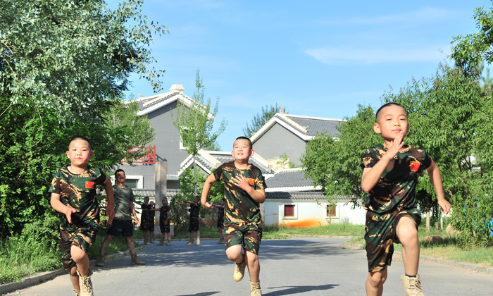 銀川軍事夏令營(yíng)那個(gè)好