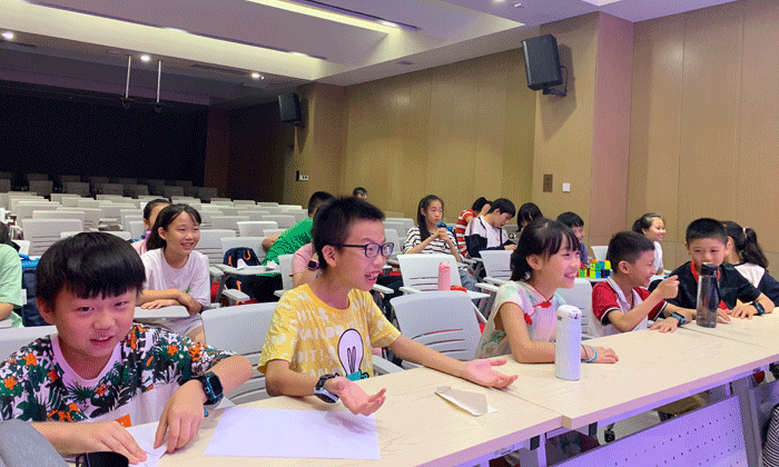 國內(nèi)英語夏令營