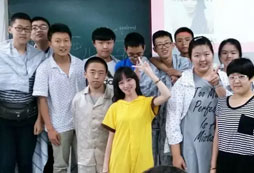 有沒有針對高考生的英語夏令營？