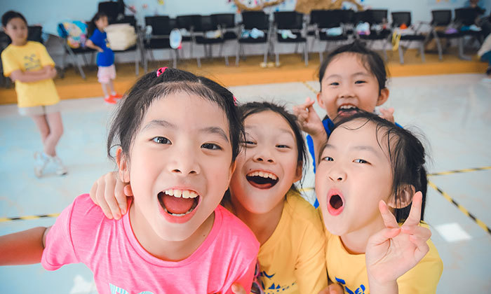 國內(nèi)有哪些中學(xué)生英語夏令營