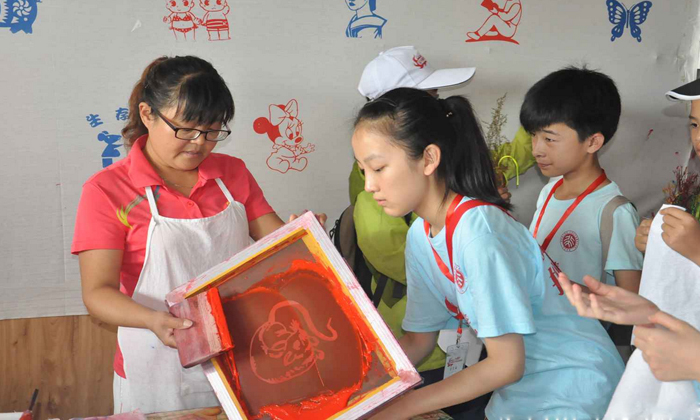 哪些孩子適合參加藝術(shù)夏令營(yíng)活動(dòng)？