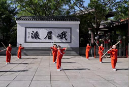國內(nèi)藝術(shù)夏令營收費(fèi)多少