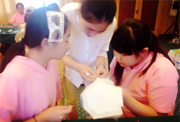 少兒美術(shù)夏令營的特點(diǎn)有哪些呢？