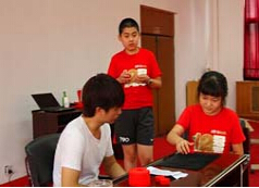  青少年在魔術(shù)夏令營(yíng)待遇如何？