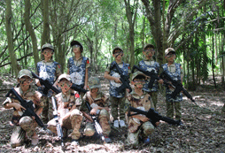 宜興軍事夏令營(yíng)是如何鍛煉孩子的？