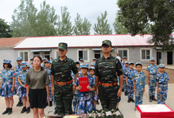 勇者軍事夏令營(yíng)培養(yǎng)孩子獨(dú)立行事