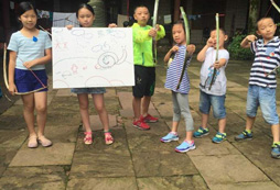 暑假不想讓孩子宅家里就參加游學(xué)夏令營