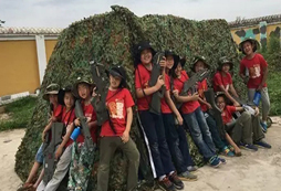 參加體驗(yàn)類夏令營化身英姿颯爽的全能小戰(zhàn)士