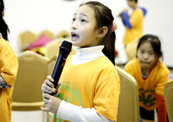 超級(jí)演說(shuō)家夏令營(yíng)是孩子成長(zhǎng)最好的平臺(tái)