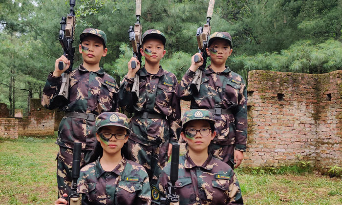 云南軍事夏令營多少錢