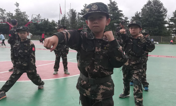 云南軍訓(xùn)營多少錢