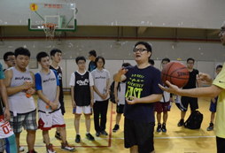 參加漳州青少年暑假夏令營享受籃球盛宴