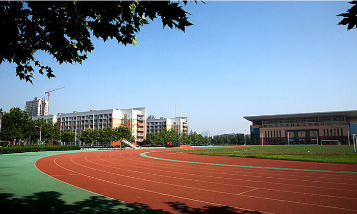 標準的400米跑道.jpg