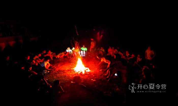 參加浙江生存拓展夏令營(yíng)費(fèi)用是多少.jpg