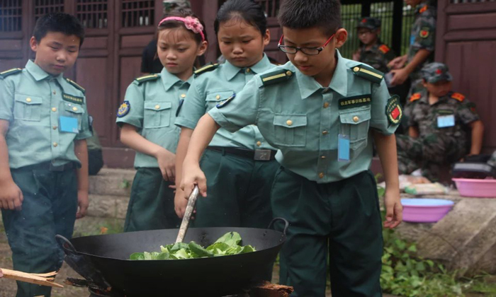 6、埋鍋造飯.jpg