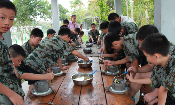 浙江軍事夏令營.jpg