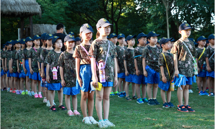 浙江軍事夏令營(yíng)收費(fèi)