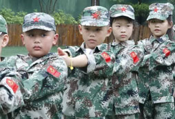 浙江的軍訓(xùn)夏令營費(fèi)用是多少