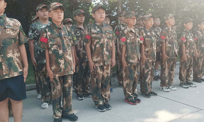 鄭州軍事夏令營.gif
