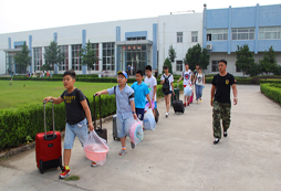暑期讓孩子參加浙江青少年夏令營(yíng)是最好的選擇