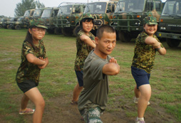  兩周時間在鄭州軍事夏令營能做什么？