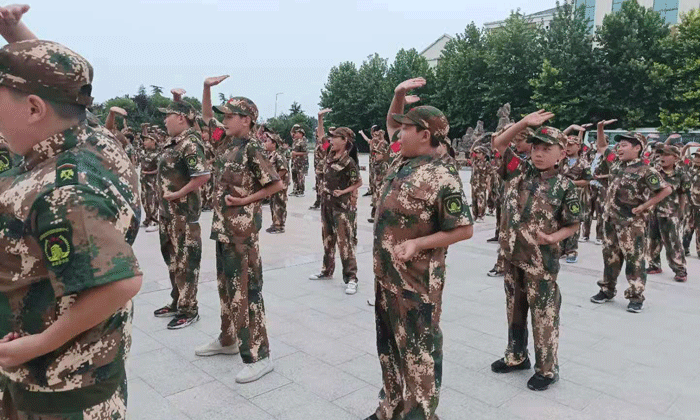 鄭州小學生夏令營費用.gif