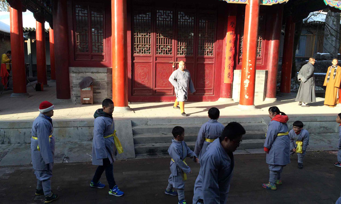 暑期參加鄭州少林寺武術(shù)夏令營的費用是多少.jpg