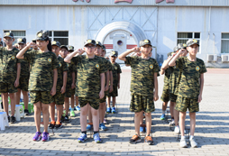  鄭州軍事夏令營有哪些嚴(yán)格的要求